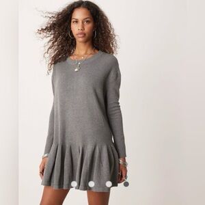 Free People knit mini ruffle hem mini dress in gray  Size L NWT Retail$148